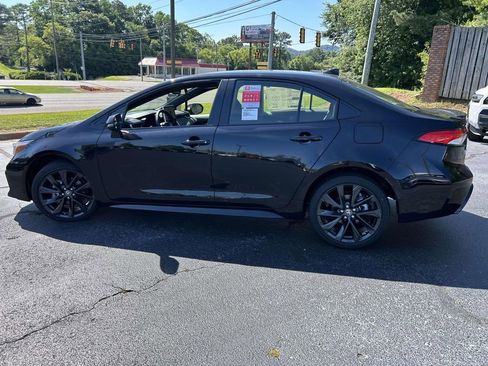 New 2026 Toyota Corolla SE w/ SE Premium Package FWD image 6
