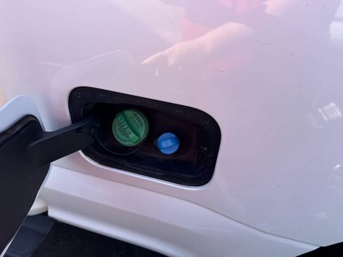 Used 2018 Ford F250 Lariat w/ Lariat Ultimate Package image 11