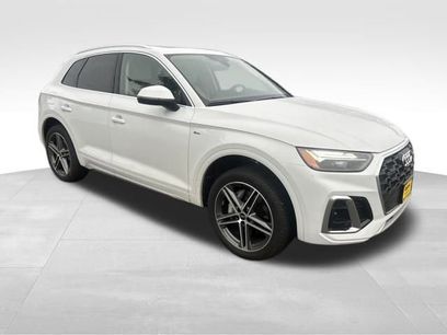 Used 2024 Audi Q5 e Premium Plus
