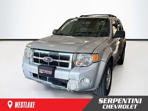 Used 2012 Ford Escape XLT AWD/4WD image 1