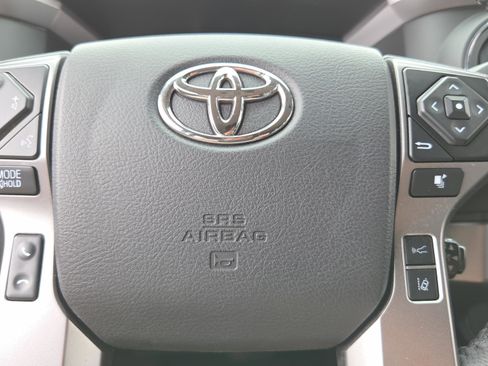 Used 2021 Toyota Tacoma SR5 image 26