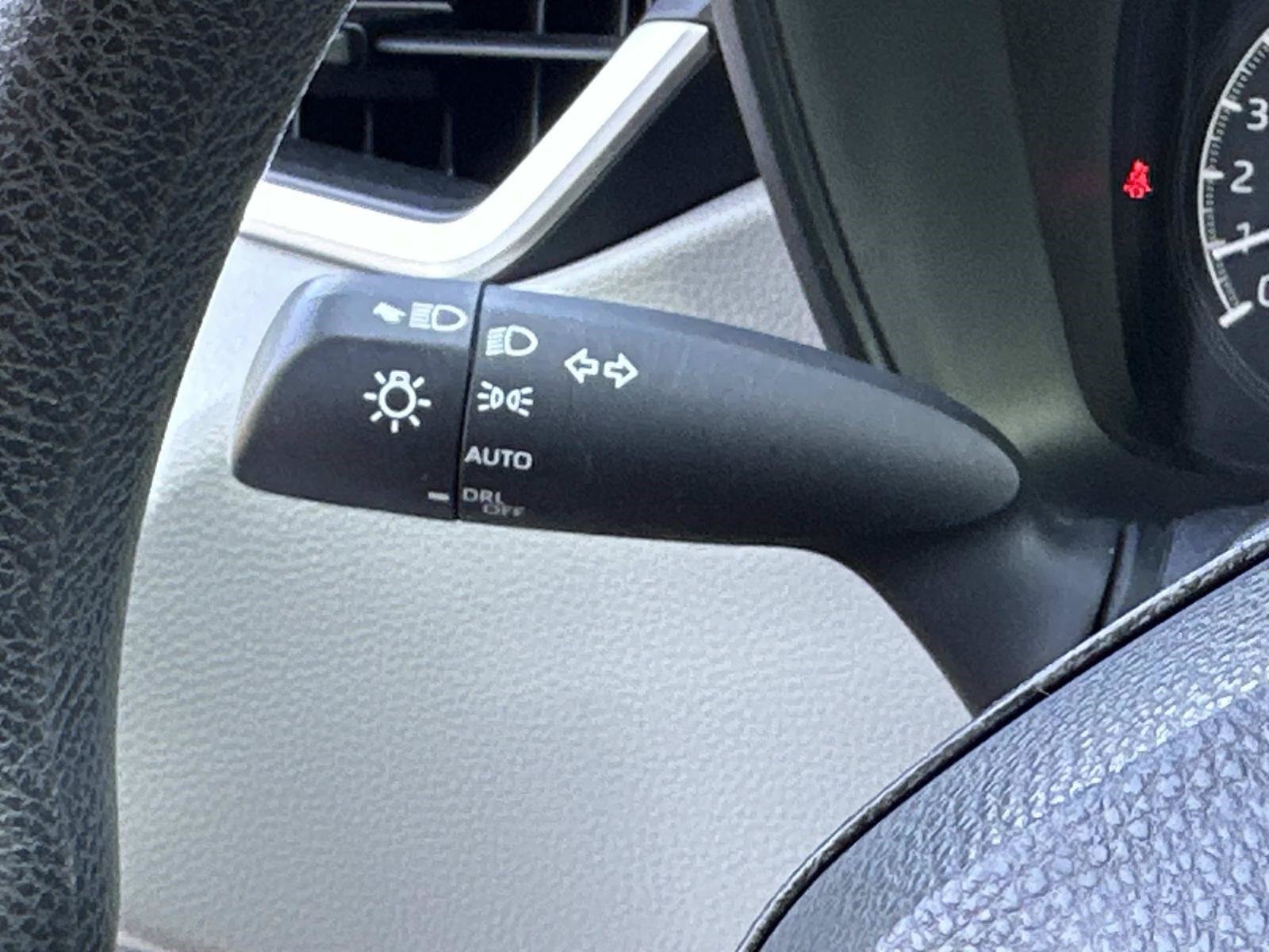 Used 2021 Toyota Corolla LE w/ LE Convenience Package FWD image 23