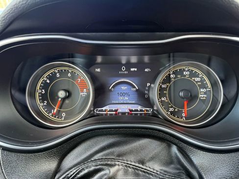 Used 2020 Jeep Cherokee Trailhawk image 23