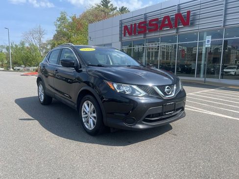 Used 2018 Nissan Rogue Sport SV AWD/4WD image 1