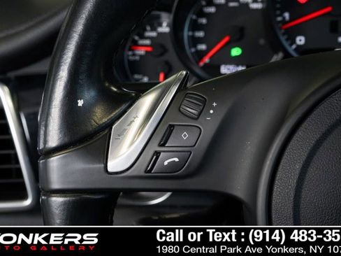 Used 2016 Porsche Panamera 4 Edition image 24