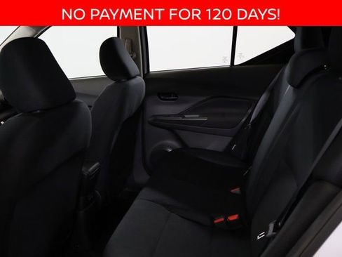 New 2025 Nissan Kicks Play S image 22