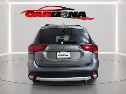 Used 2017 Mitsubishi Outlander SE FWD image 9