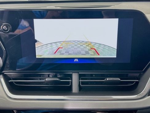 Used 2024 Chevrolet Trax LT image 13