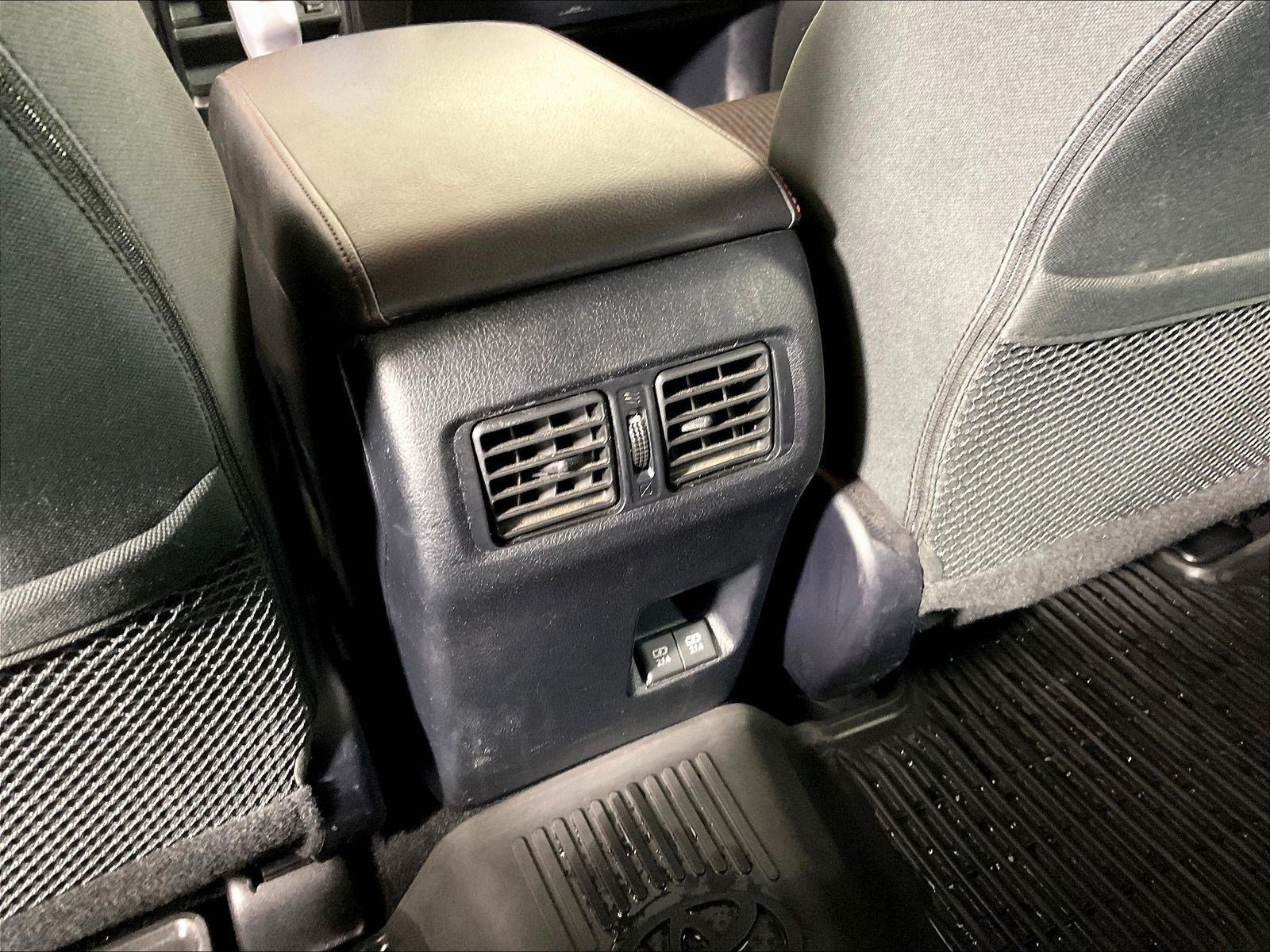Used 2022 Toyota 4Runner TRD Off-Road AWD/4WD image 10