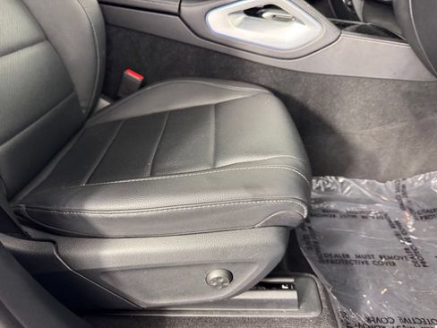 Used 2024 Mercedes-Benz GLE 350 4MATIC image 39