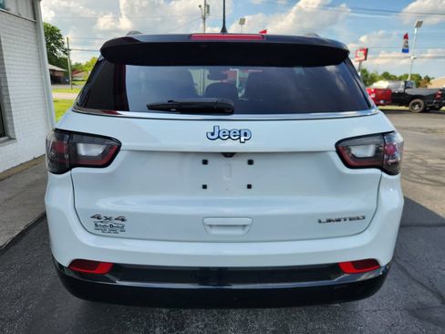 Used 2022 Jeep Compass Limited w/ Elite Group AWD/4WD image 4