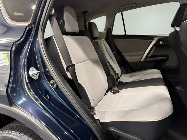 Used 2017 Toyota RAV4 XLE FWD image 32