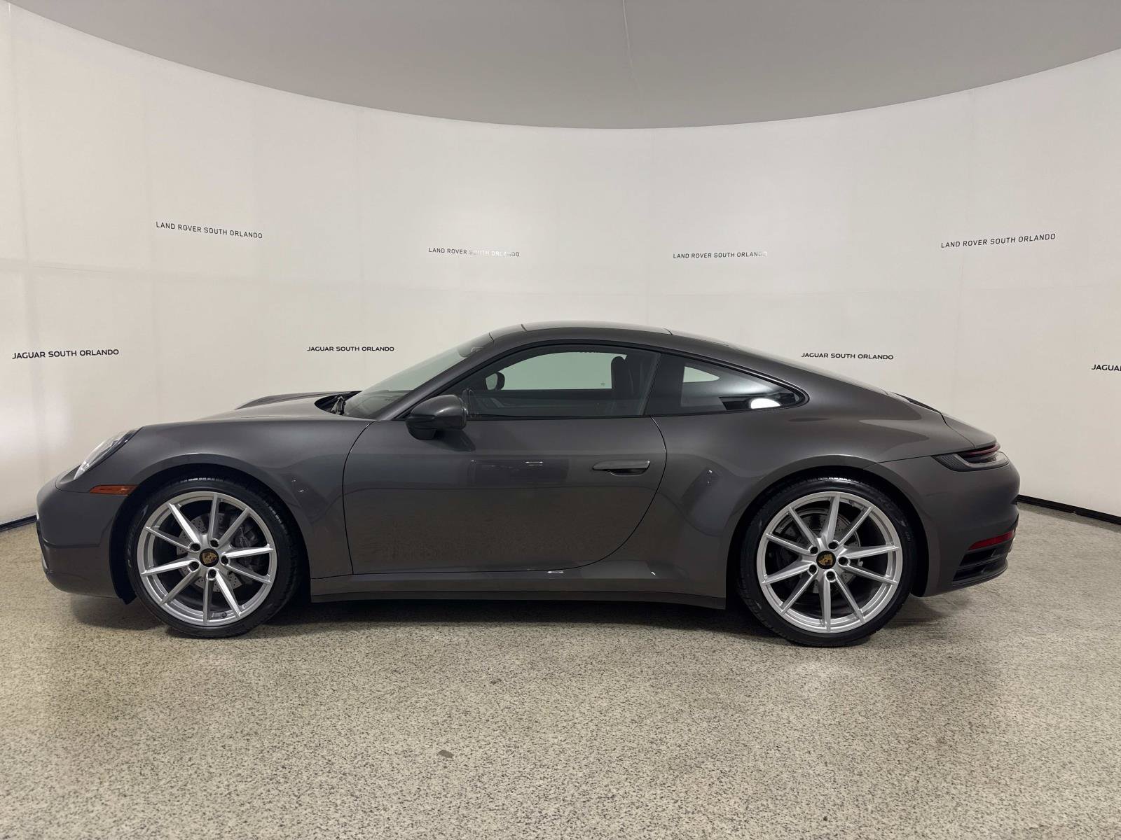 Used 2023 Porsche 911 Carrera w/ Premium Package RWD image 2