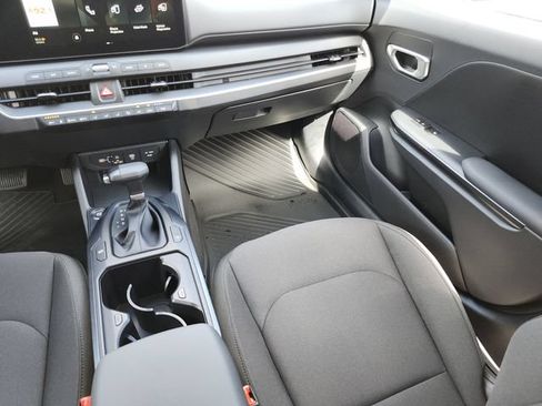 New 2026 Kia K4 FWD image 18