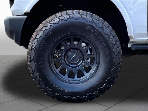 Used 2023 Ford Bronco Outer Banks AWD/4WD image 11