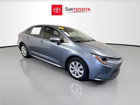 Used 2022 Toyota Corolla LE FWD image 1