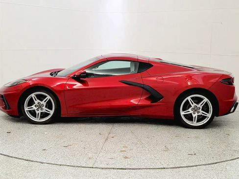 Used 2025 Chevrolet Corvette Stingray Coupe w/ 1LT image 4
