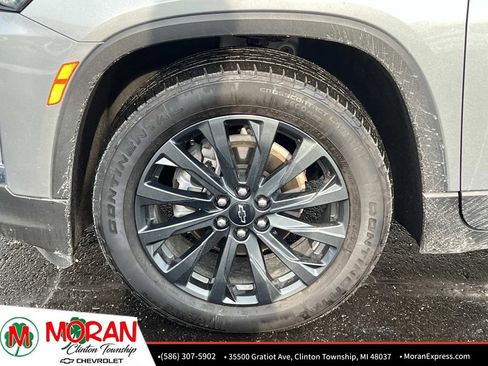 Certified 2023 Chevrolet Traverse RS w/ LPO, Floor Liner Package image 11