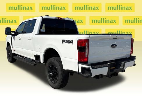 New 2026 Ford F250 Lariat w/ Black Appearance Package AWD/4WD image 11