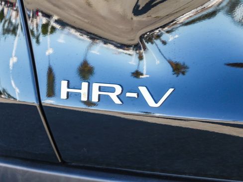 Certified 2026 Honda HR-V LX image 11