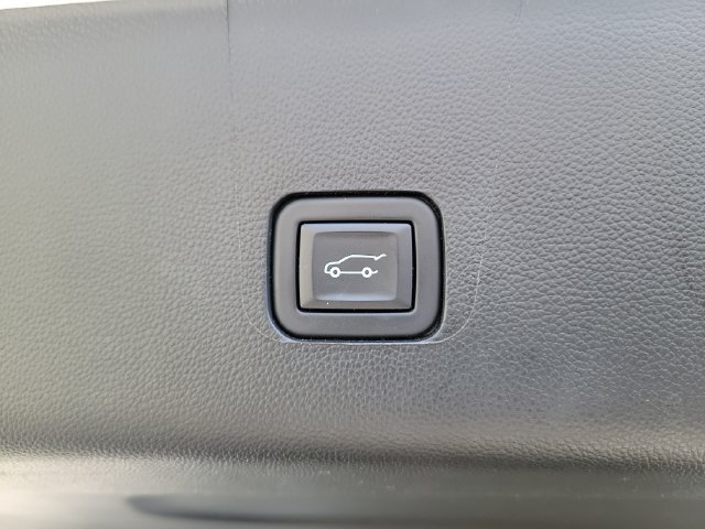 Certified 2023 Chevrolet Traverse LT AWD/4WD image 21