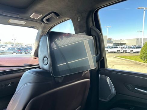 Used 2023 Cadillac Escalade Sport Platinum w/ Heavy-Duty Trailer Package image 26