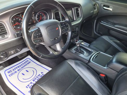 Used 2020 Dodge Charger SXT w/ Leather Interior Group RWD image 22
