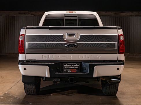 Used 2015 Ford F350 Platinum image 7