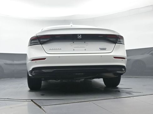 Certified 2024 Honda Accord Touring image 38
