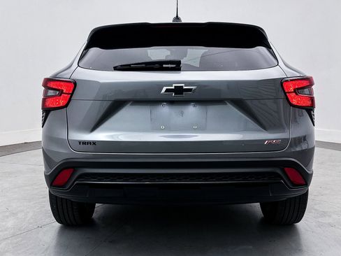 Used 2024 Chevrolet Trax RS w/ Driver Confidence Package image 9