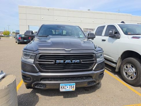 Used 2023 RAM 1500 Laramie AWD/4WD image 2