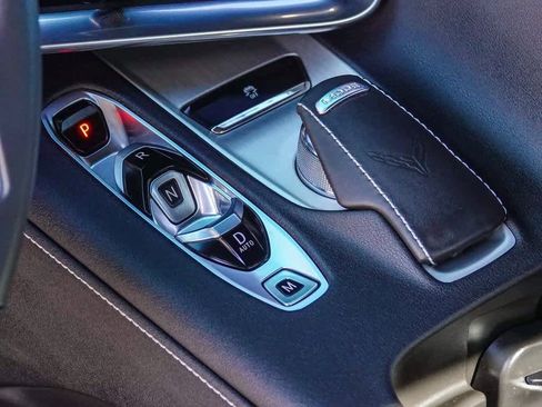 Used 2023 Chevrolet Corvette Stingray Convertible w/ Z51 Performance Package image 18