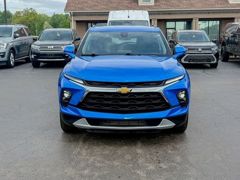 Used 2024 Chevrolet Blazer LT w/ Convenience Package FWD image 4