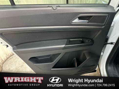 Used 2019 Volkswagen Atlas SE w/ Panoramic Sunroof Package image 12