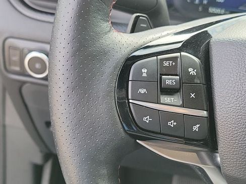 Used 2023 Ford Explorer ST w/ Equipment Group 401A AWD/4WD image 10