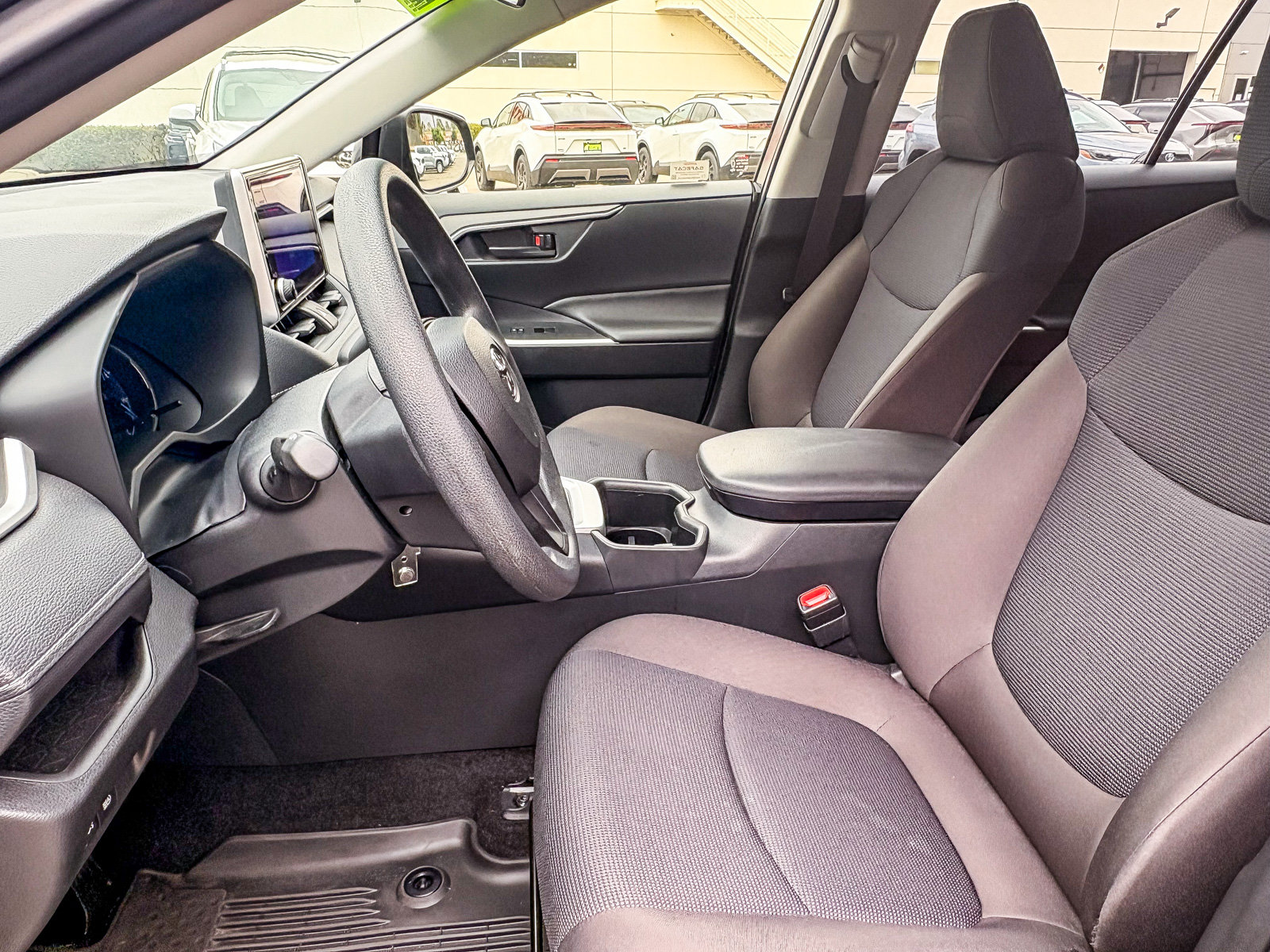 Certified 2025 Toyota RAV4 LE AWD/4WD image 17