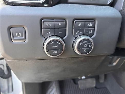 Used 2024 GMC Sierra 3500 Denali Ultimate image 26