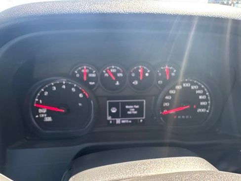 Used 2023 GMC Sierra 1500 Pro w/ Graphite Edition AWD/4WD image 9