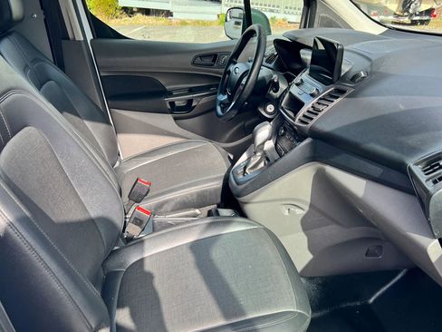 Used 2022 Ford Transit Connect XL image 15