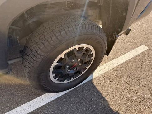 Used 2024 Toyota Tacoma TRD Off-Road image 3