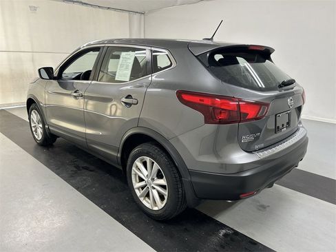 Used 2018 Nissan Rogue Sport S w/ S Appearance Package image 6
