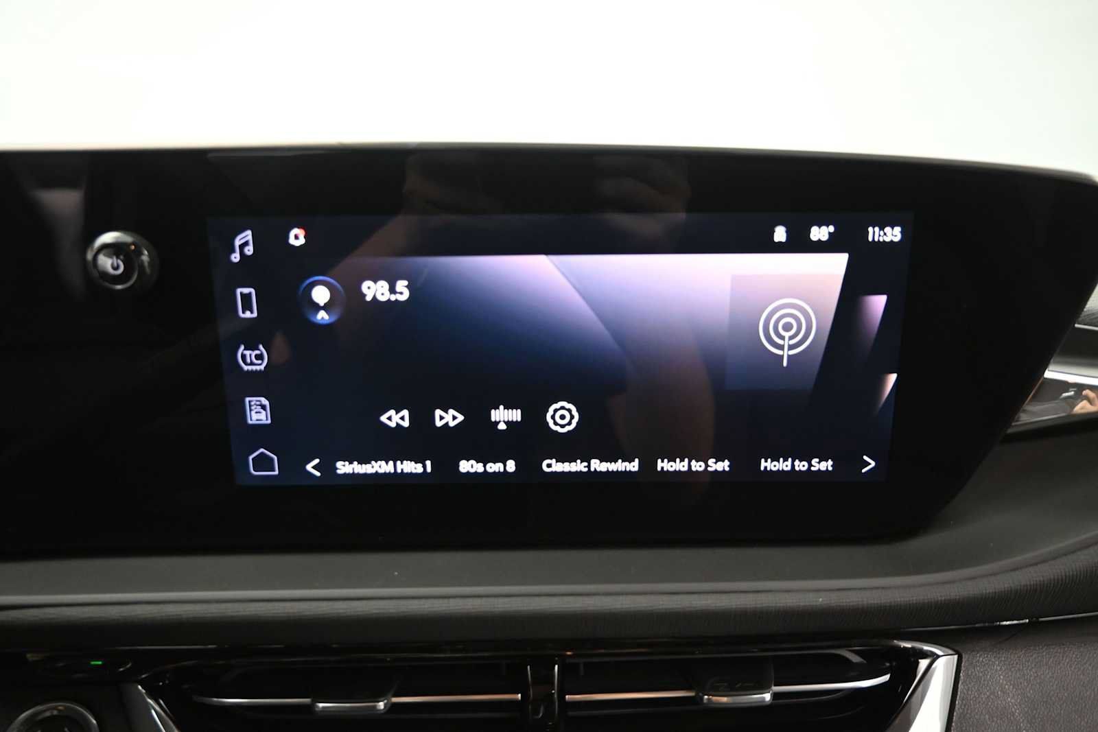 New 2026 Buick Envista Sport Touring w/ Convenience I Package FWD image 21
