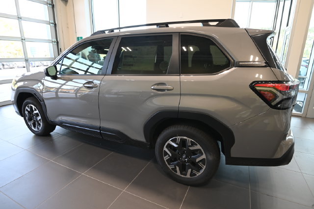 New 2026 Subaru Forester Premium AWD/4WD image 8