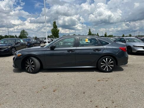 Used 2024 Honda Civic EX image 8