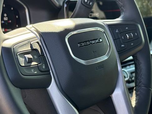 Used 2026 GMC Sierra 3500 Denali w/ Technology Package image 29
