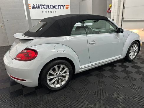 Used 2019 Volkswagen Beetle 2.0T SE FWD image 11