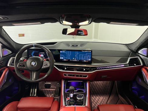 Used 2024 BMW X6 M Competition w/ Executive Package image 16