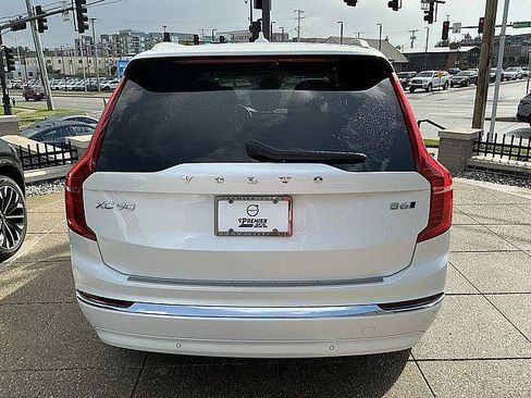 Certified 2023 Volvo XC90 B6 Ultimate w/ Protection Package Premier AWD/4WD image 9