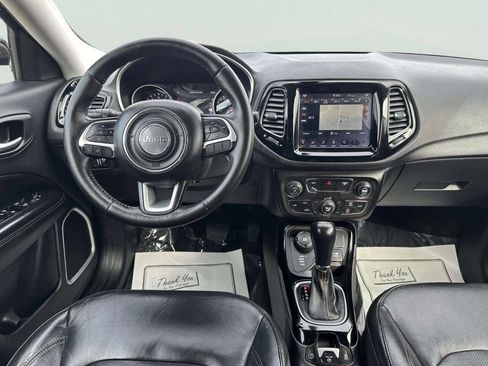 Used 2018 Jeep Compass Limited w/ Navigation Group image 17