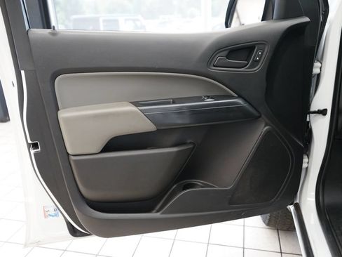 Used 2020 Chevrolet Colorado W/T RWD image 20